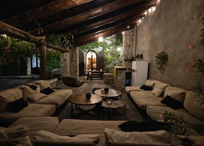 De Charme - 2 Independantes Bed & Breakfast Corte (Corsica)