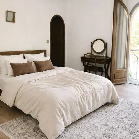 De Charme - 2 Independantes Avec Salles De Bains Privatives Bed and Breakfast